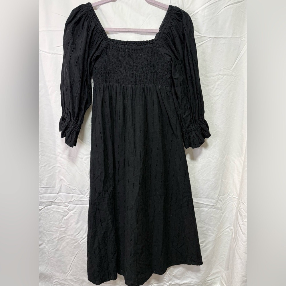 ANTHROPOLOGIE HUTCH Black Eyelet Lace Puff Sleeve Smocked Midi Dress XSP - Picture 4 of 9